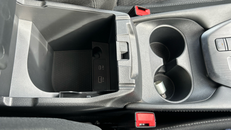 Nissan Qashqai 1.3 DiG-T MH N-Connecta 5dr Petrol Hatchback